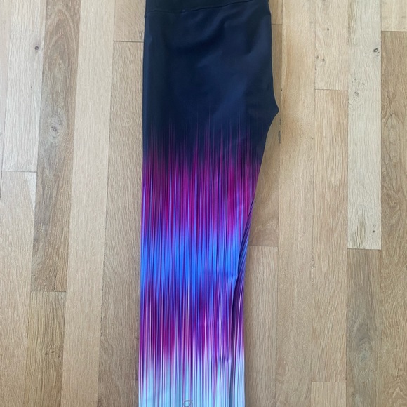 Gap cropped leggings size Medium - Picture 15 of 15